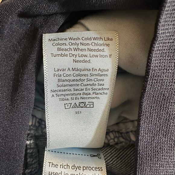 Time and Tru Maternity Denim Cuffed Frayed Bermuda Shorts Full Belly Band M 8-10 - Picture 8 of 8